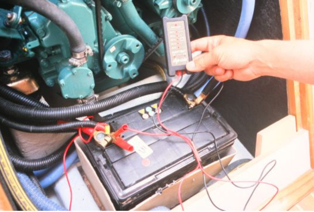 Comment hiverner les batteries de mon bateau ? Permis Bateaux Normandie